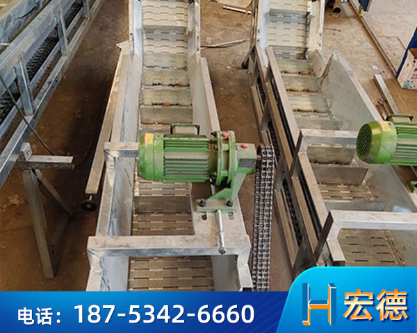 鏈板輸送機(jī)